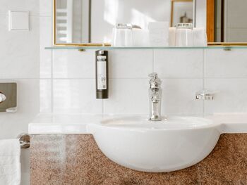 Badezimmer Hotel Stefanie Wien