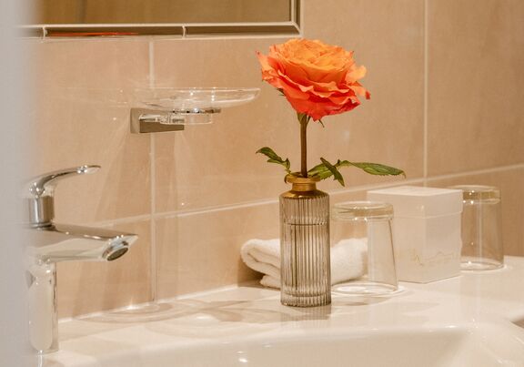 Bathroom Hotel Stefanie Vienna