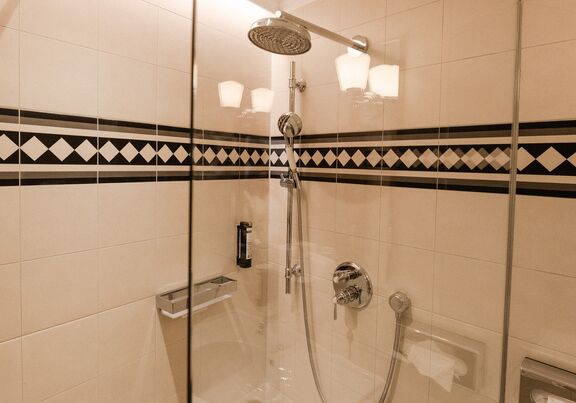 Bathroom Hotel Stefanie Vienna