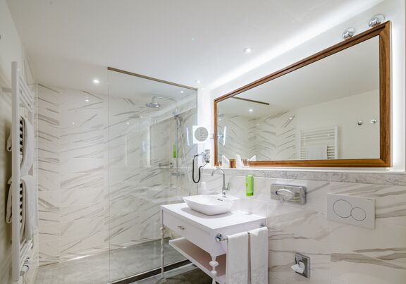 Bathroom Hotel Stefanie Vienna